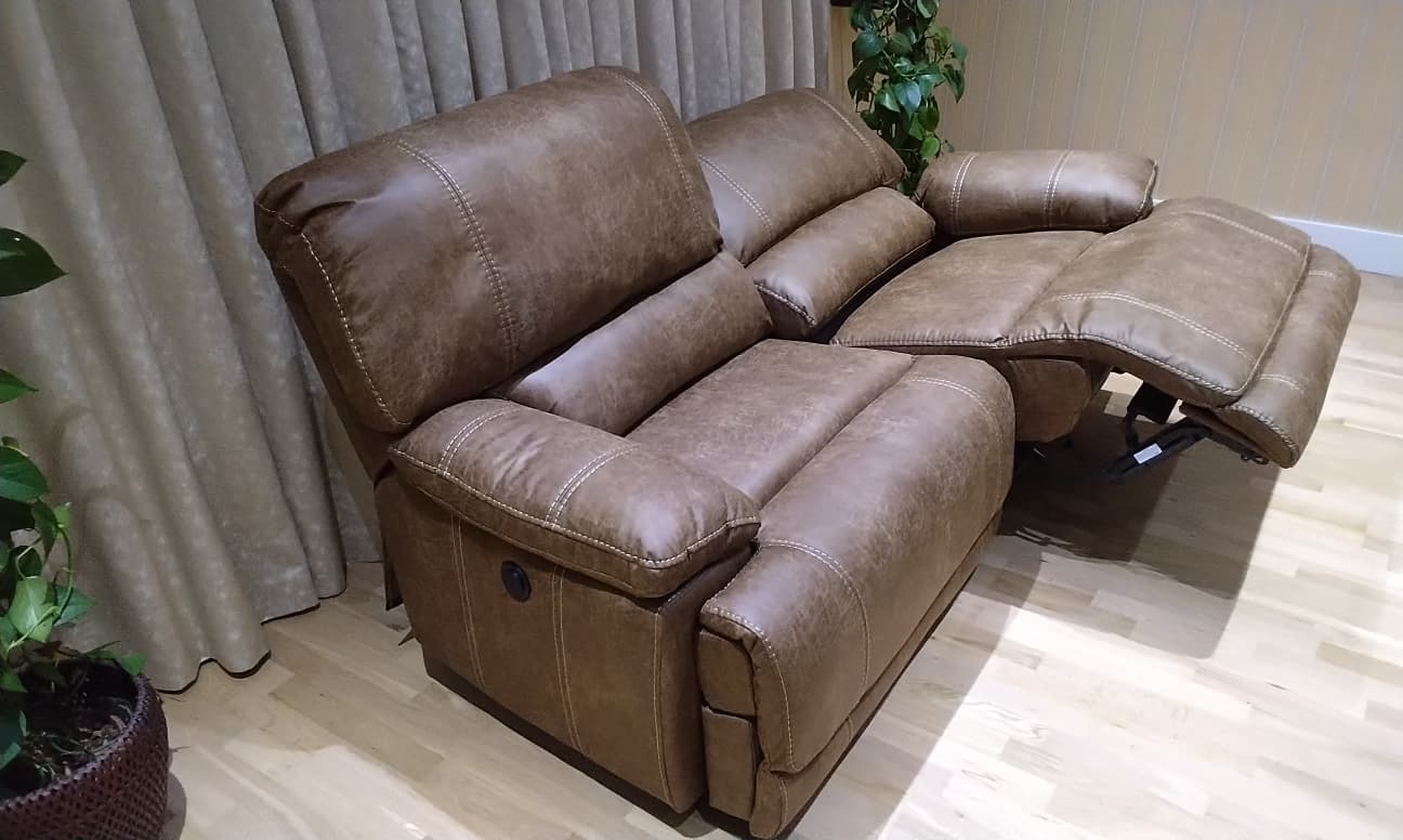 Guvnor 3 and 2 Seater Recliner Sofas Combination - WINTER SALE 3+2 TAN